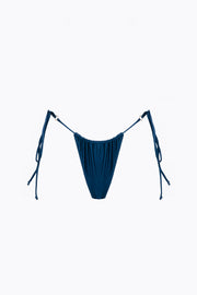 Gia Bottom / Like An American